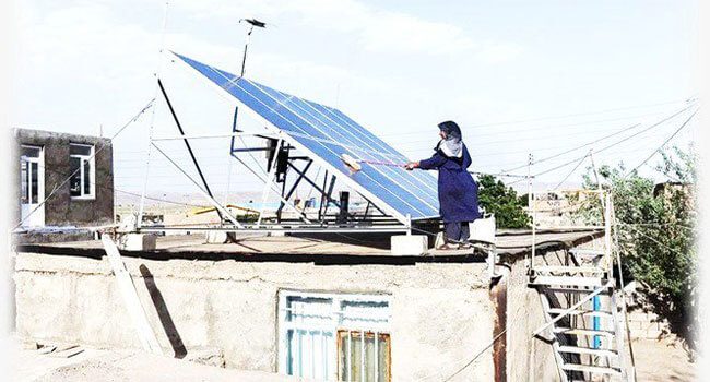 Solar-panel-manufacturing-7