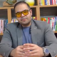 استاد دوره تعمیرات نرم افزار موبایل در مشهد