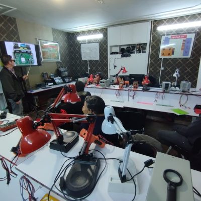 آموزشگاه برق خودرو در مشهد